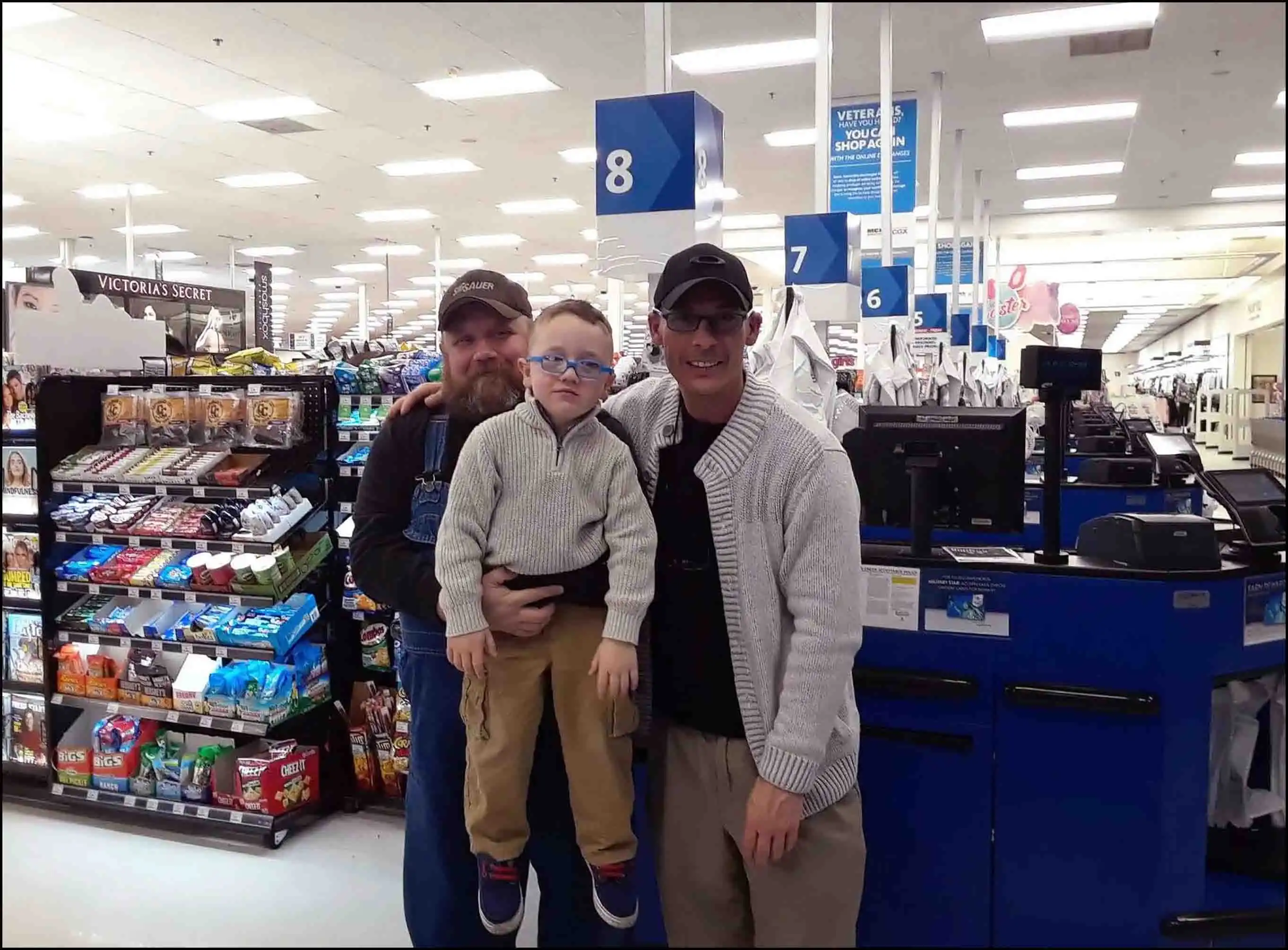 Fans of author and US Veteran David Haave Spring Break to Mars, Elizabeth Town, Kentucky, USA -- David Haave